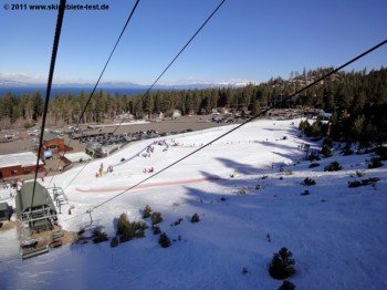 View over the practice area at Gunbarrel Express Lift's base station.
