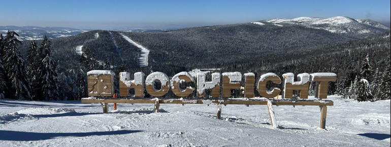 The Fotopoint is located on the standard slope.