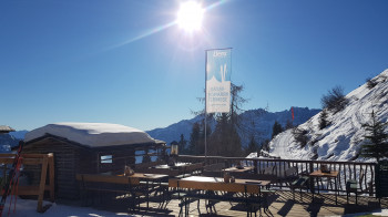 For the Kaiserschmarrn terrace of the Naturfreundehütte, the small detour is worth it.