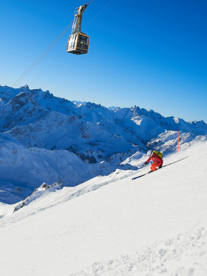The run from summit to base is the longest of its kind in Germany, and very popular.