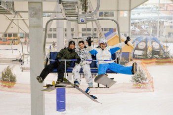 Ab auf die Piste per Sessellift!
