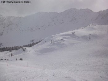 Der baumfreie obere Bereich von Arapahoe Basin bietet oft sehr schöne Tiefschneeabfahrten.