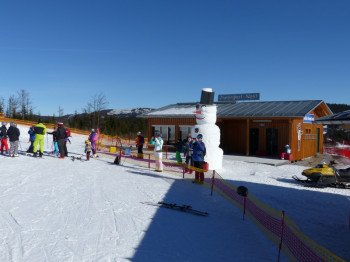 Neu hinzugekommen: Das Zwergenland für die ersten Schritte im Skizirkus.