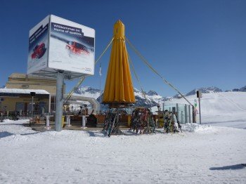 Die Brüggerstuba an der Mittelstation der Weisshorn Bahn