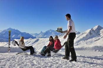 Anstoss vor dem Matterhorn