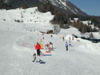 Auch für Familien ist das Skigebiet Bergün Filisur geeignet.