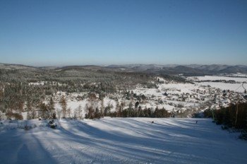 Blick vom Gipfel in das Tal