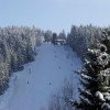 Breite Pisten in allen Schwierigkeitsstufen warten hier auf Wintersportler.