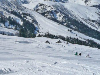 Insgesamt 165 km Pisten erwarten dich in Valmorel.