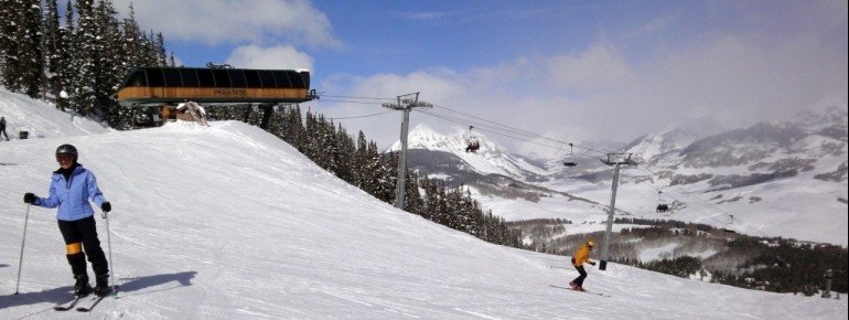 Vom Paradise Express Lift führen zahlreiche mittelschwere (in USA blau markierte) Abfahrten ins Tal.