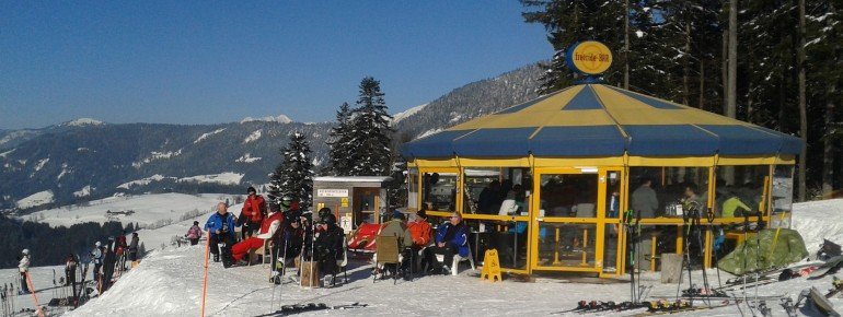 Die freeride-BAR sorgt für gute Stimmung an der Piste