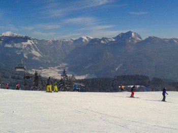 Die Hornspitzabfahrt verläuft nach Gosau