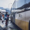 Mit den Bussen kommst du schnell und bequem von den Unterkünften zu den Liften.