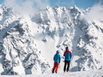 Diese Bergkulisse beeindruckt jeden Wintersportler!