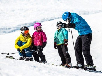 Auch die Kleinen haben im Skigebiet Gargellen Spaß. Im Schmuggi Luggi Winterland werden sie besonders gut betreut.