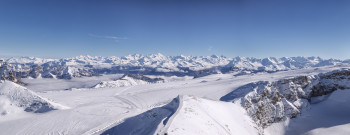 Am Gipfel hast du ein tolles Panorama.