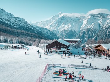 Eine Traumkulisse erwartet Wintersportler in Grächen.