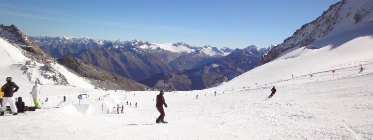 Der Hintertuxer Gletscher ist das einzige Ganzjahresskigebiet Österreichs