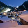 Blick auf Ischgl und die beleuchtete Talabfahrt (Nr. 1)