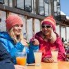 Gletscherpause bei Sonnenschein