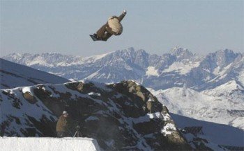 Am Krippenstein werden für Interessierte Freeride-Trainings und Snow-Camps angeboten.