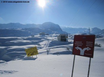 Blick auf die Talstation der Dachstein Krippensteinbahn III!
