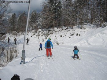 Kinder kurz vor der Talstation!