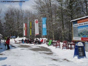 Terrasse neben der Talstation!