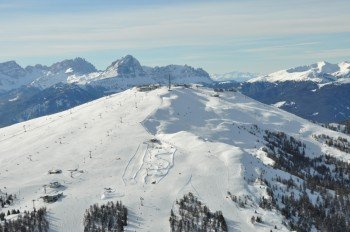 Am Kronplatz genießt du den 360 Grad Rundumblick auf die Dolomiten.