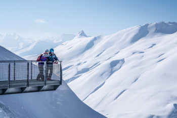 Ein Highlight ist die Aussichtsplattform am Fort de la Redoute, die sich Skifahrer nicht entgehen lassen sollten.