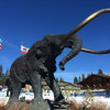 Das eiserne Mammut ist das Wahrzeichen von Mammoth Mountain.