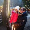 Im Advent hat jedes Wochenende der Mayrhofner Weihnachtsmarkt am Waldfestplatz geöffnet.