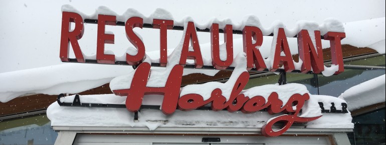Das Restaurant am Horberg liegt direkt in der Bergstation der Gondelbahn.