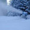 Schneesicherheit ist durch moderne Beschneiungsanlagen garantiert.