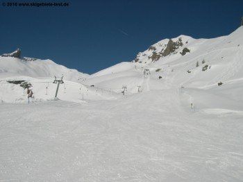 Bie breite Piste Nummer 4 ist ein Traum für Carving Freunde!