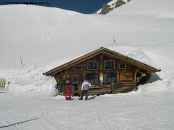 Nicht immer geöffnet: Die kleine Berghütte an der Bergstation der Piste 7.