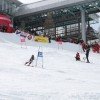 Skirennen an der Bergstation der Kabinenbahn auf 1.705 Höhenmetern.
