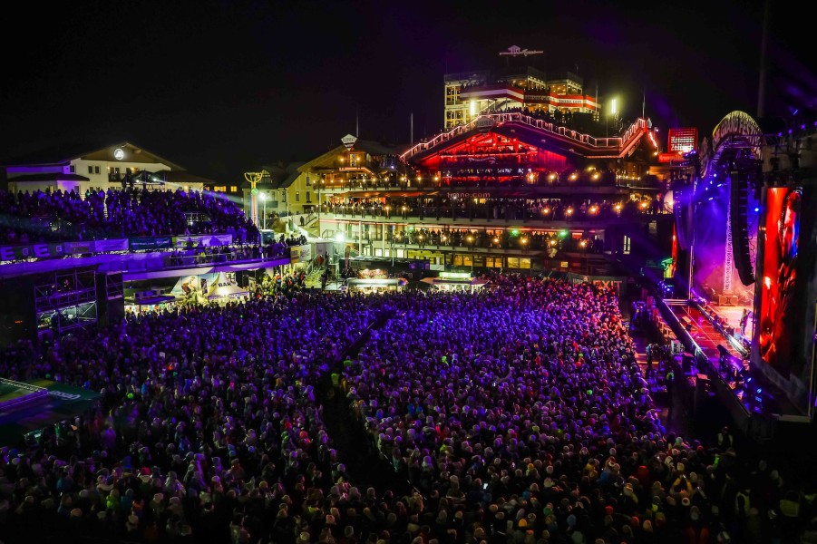 Das Ski-Opening auf der Planai in Schladming ist ein jährliches Highlight zum Start der Wintersaison.