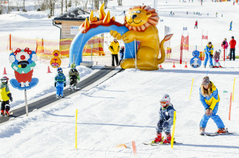 Die erste österreichische Kinderskischaukel
