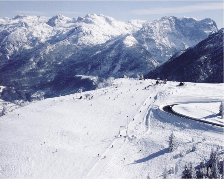 Die vielen flachen Pisten machen das Skigebiet zum perfekten Ziel für Familien und Anfänger.