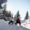 Rodeln entlang der längste, beleuchteten, beschneiten Rodelbahn Italiens