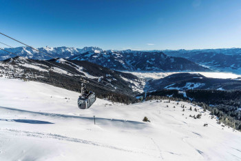 Das Skigebiet liegt in der Region Zell am See-Kaprun im Salzburger Land.