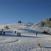 Das Skigebiet wartet mit überwiegend blau markierten Pisten auf