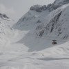 Die Prevala Seilbahn bringt die Besucher zum gleichnamigen Gipfel, von wo aus man mit dem Sedlo-Sessellift zwischen den Teilgebieten wechseln kann.