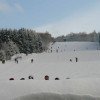 Am 600 Meter langen Burbach Doppelankerlift sind sowohl Skifahrer als auch Snowboarder willkommen.