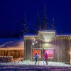 Paradise Camp zwischen den Liften Home Run Tee und Powder Gulch Express glänzt mit einem vielfältigen Speisenangebot und fantastischer Aussicht.