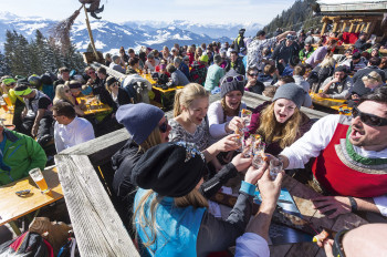 Hüttengaudi in der SkiWelt