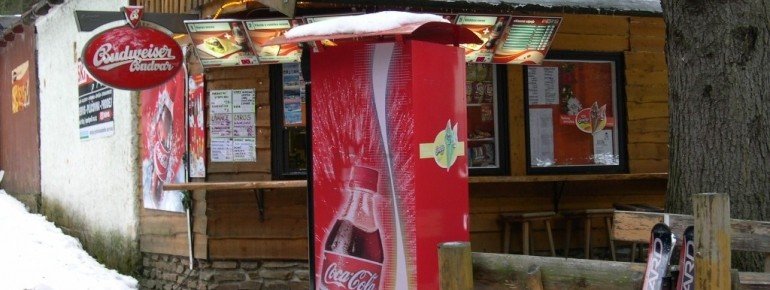 Ein kleiner Kiosk am Weg zwischen Parkplatz und Kasse!
