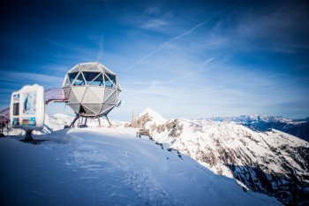Panoramakuppel auf dem Kreuzkogel-Gipfel
