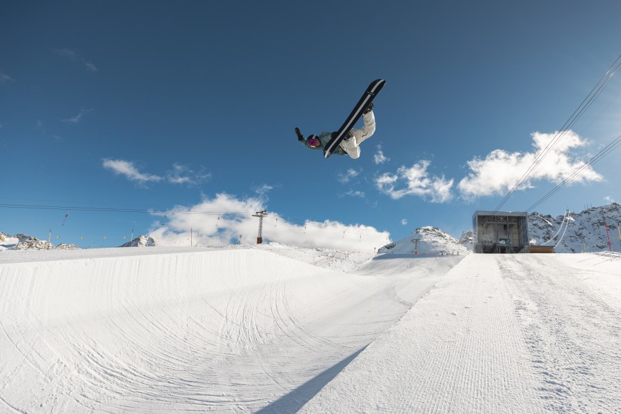 Die neue Superpipe im Corvatsch Park ist das perfekte Trainingsgelände für die Freestyle-WM 2025.